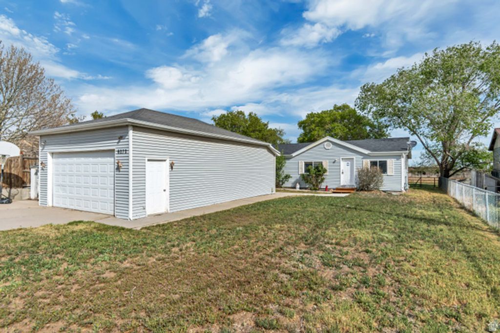 6272 W HERRIMAN MAIN ST, Herriman, UT 84096