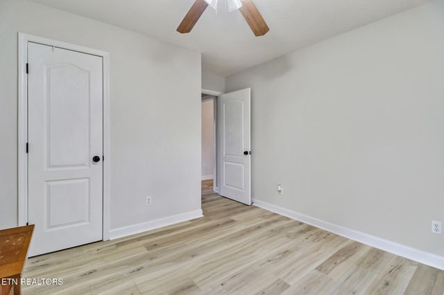 93 Tower Way, Allardt, TN 38504