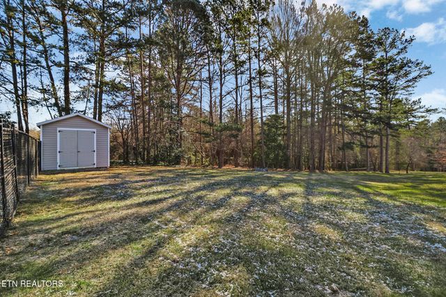 93 Tower Way, Allardt, TN 38504