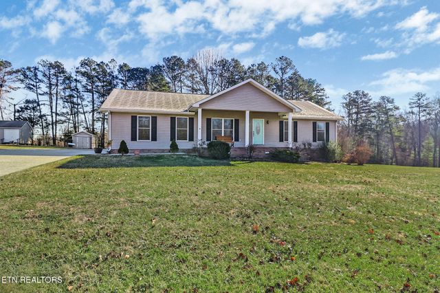 93 Tower Way, Allardt, TN 38504