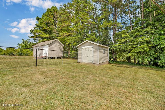 93 Tower Way, Allardt, TN 38504