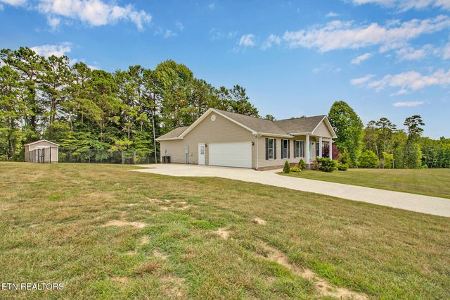 93 Tower Way, Allardt, TN 38504