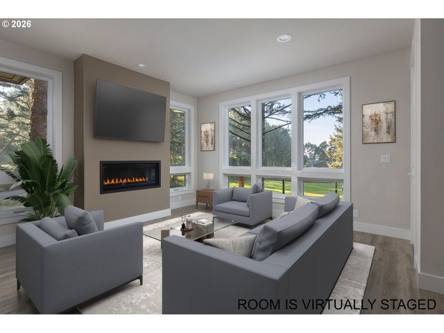 105 W BAY POINT Rd, Gleneden Beach, OR 97388