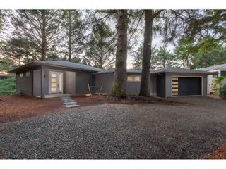 105 W BAY POINT Rd, Gleneden Beach, OR 97388
