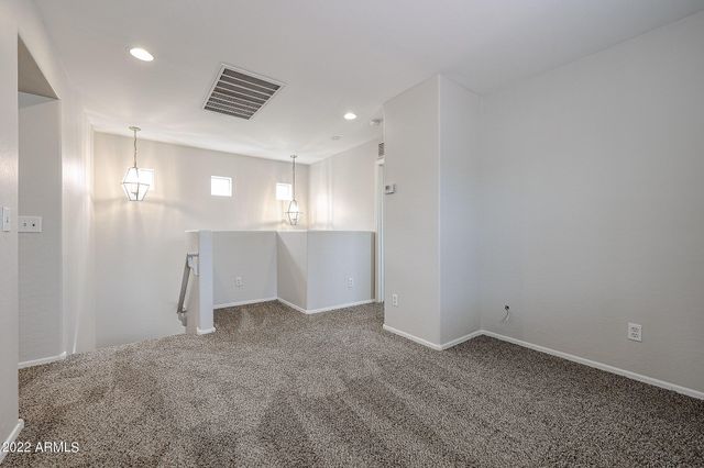 3039 W LOS GATOS Drive, Phoenix, AZ 85027