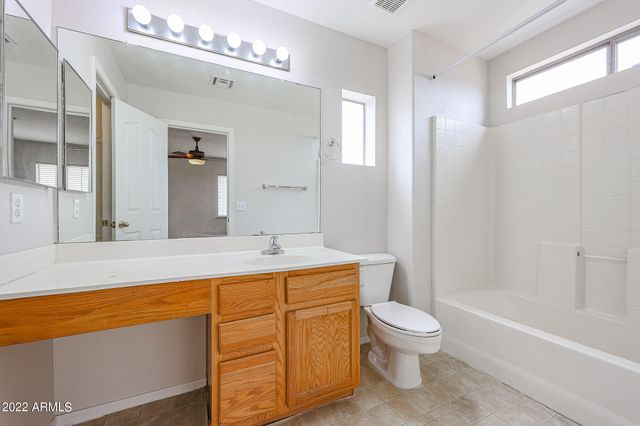 3039 W LOS GATOS Drive, Phoenix, AZ 85027