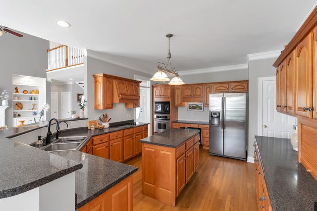 230 Appleby Ct, Smyrna, TN 37167