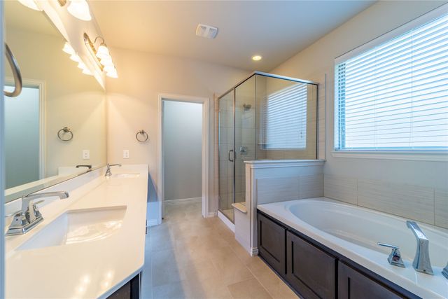 4666 Rhett Lane E, Carrollton, TX 75010