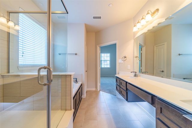 4666 Rhett Lane E, Carrollton, TX 75010