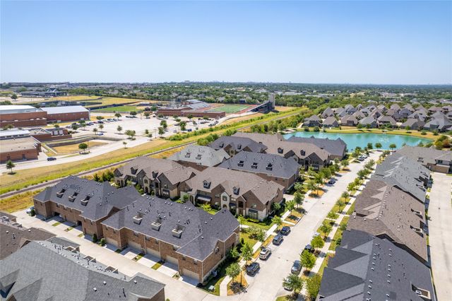 4666 Rhett Lane E, Carrollton, TX 75010