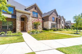 4666 Rhett Lane E, Carrollton, TX 75010