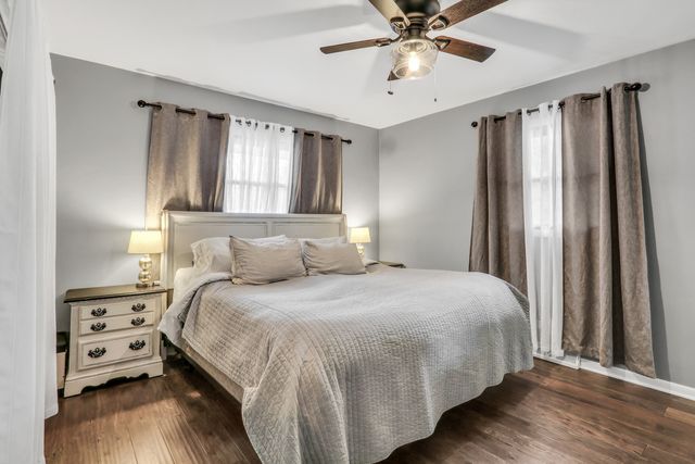 535 Thompson Avenue, Winthrop Harbor, IL 60096