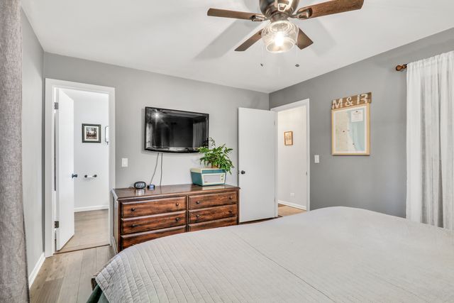 535 Thompson Avenue, Winthrop Harbor, IL 60096