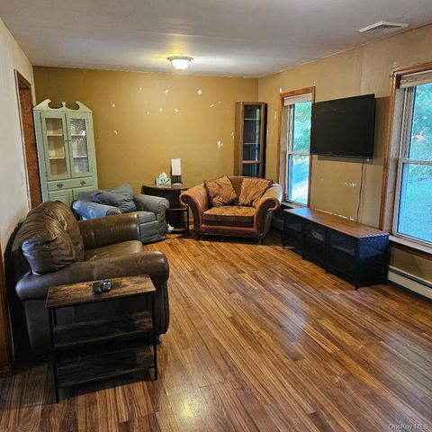 58 Tamarack Hill Drive, Poughkeepsie, NY 12603