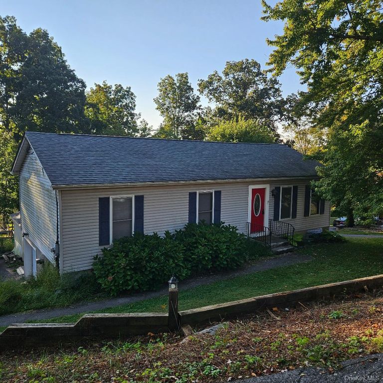 58 Tamarack Hill Drive, Poughkeepsie, NY 12603