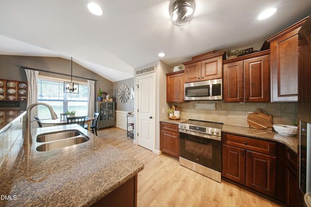 3005 Sara Grace Lane, Zebulon, NC 27597