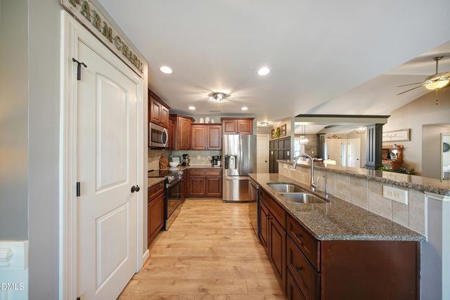 3005 Sara Grace Lane, Zebulon, NC 27597