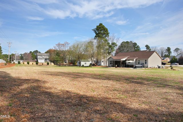 3005 Sara Grace Lane, Zebulon, NC 27597