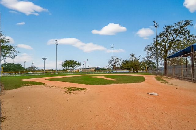 1014 Henke Street, Houston, TX 77020