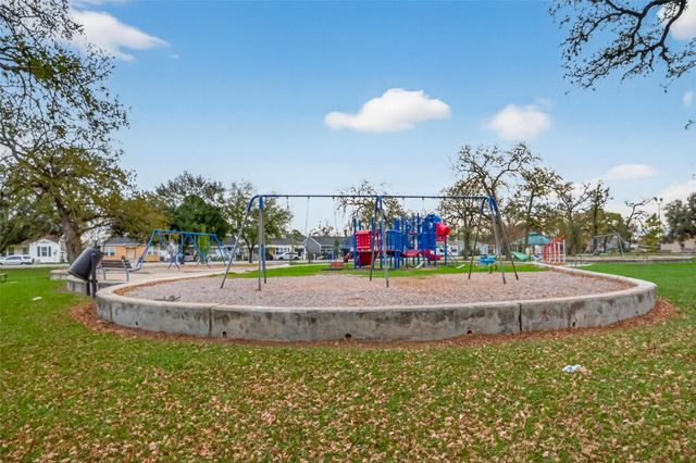 1014 Henke Street, Houston, TX 77020