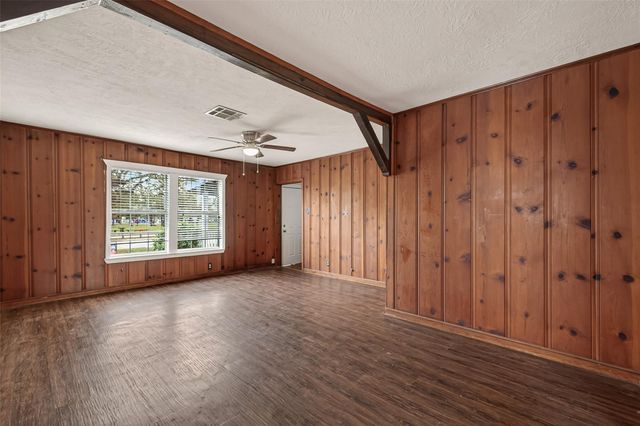 1014 Henke Street, Houston, TX 77020