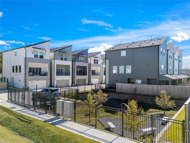 4713 Moving Meadows Drive, Houston, TX 77018