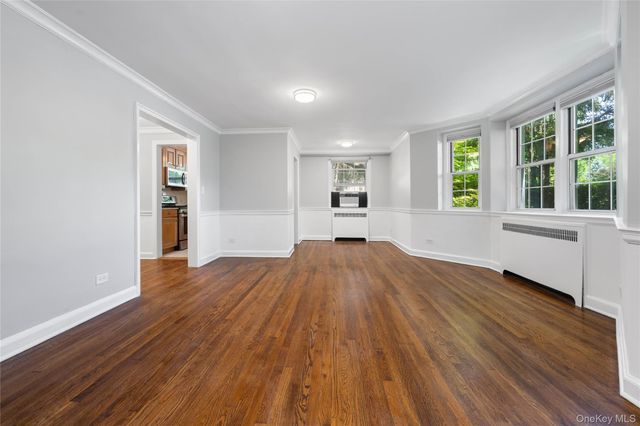 9 Sentry Place TR, Scarsdale, NY 10583