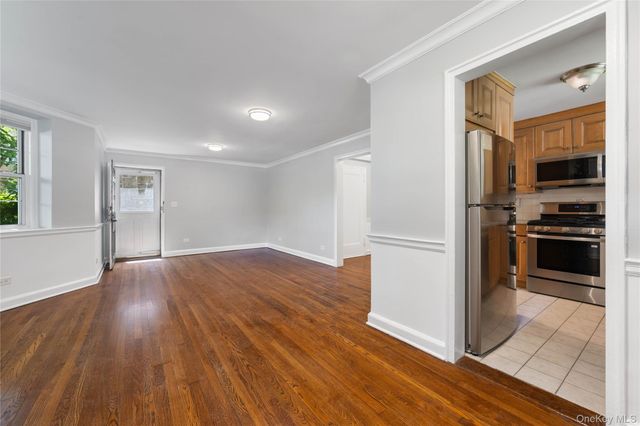 9 Sentry Place TR, Scarsdale, NY 10583