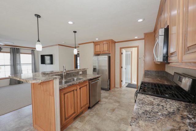 67 Stacey Drive, Hopkinton, NH 03229