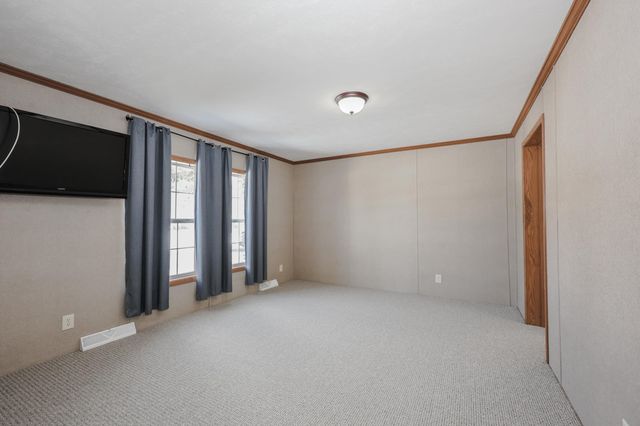 67 Stacey Drive, Hopkinton, NH 03229