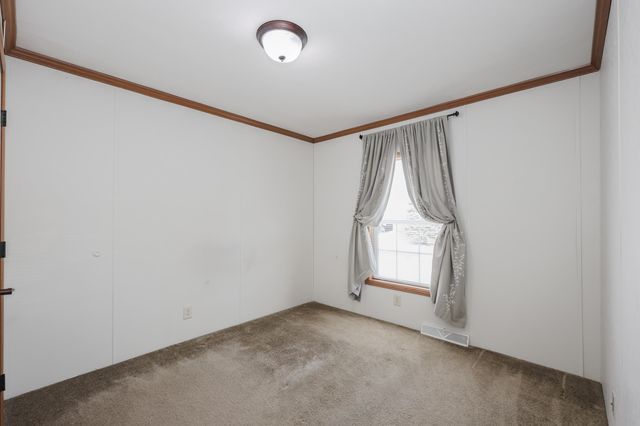 67 Stacey Drive, Hopkinton, NH 03229