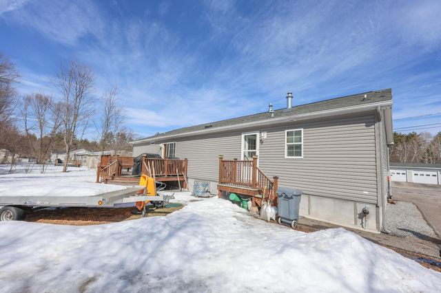 67 Stacey Drive, Hopkinton, NH 03229