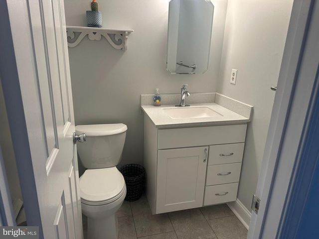 223 E 8TH AVE, Conshohocken, PA 19428