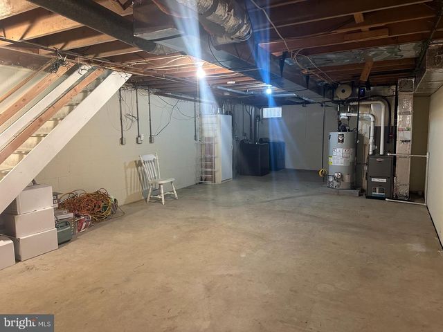 223 E 8TH AVE, Conshohocken, PA 19428