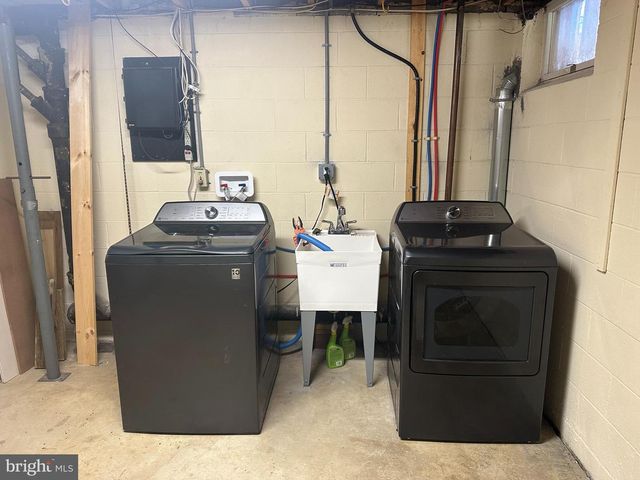 223 E 8TH AVE, Conshohocken, PA 19428