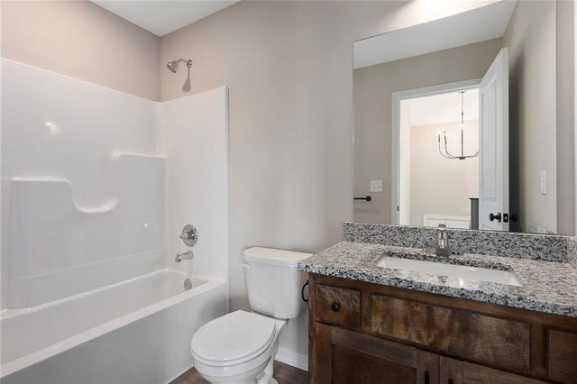 121 SW Nelson Drive, Blue Springs, MO 64014