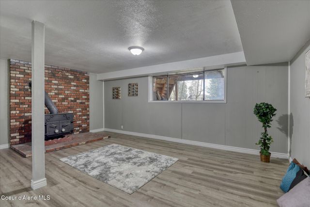 11459 N TRAFALGAR ST, Hayden, ID 83835