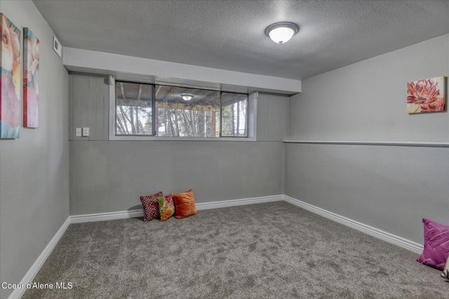 11459 N TRAFALGAR ST, Hayden, ID 83835