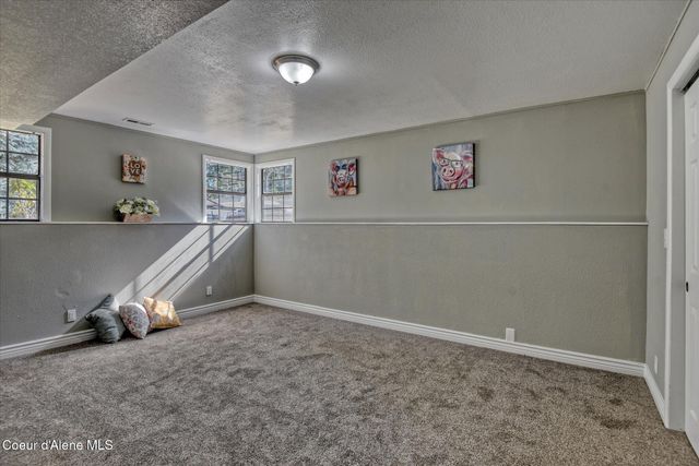 11459 N TRAFALGAR ST, Hayden, ID 83835