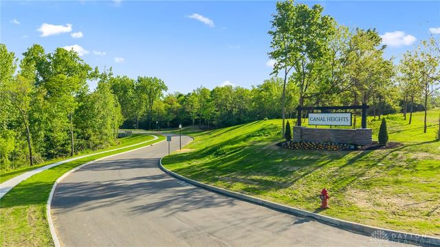 7146 Caledonian Avenue, Huber Heights, OH 45424