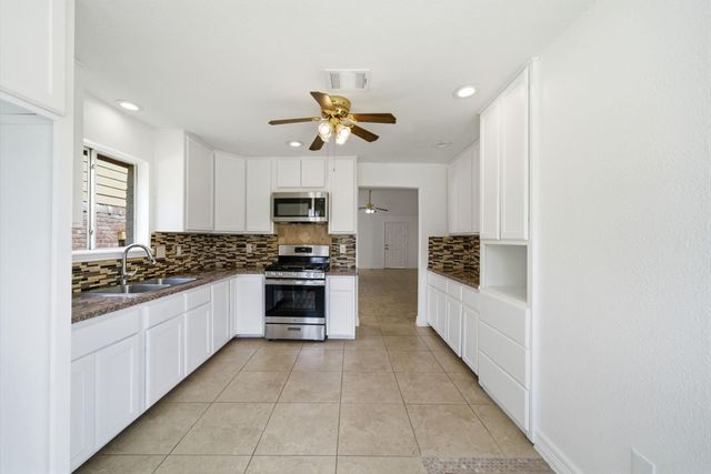 12330 Tambourine Drive, Houston, TX 77477