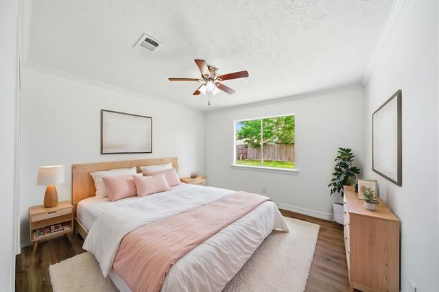 12330 Tambourine Drive, Houston, TX 77477