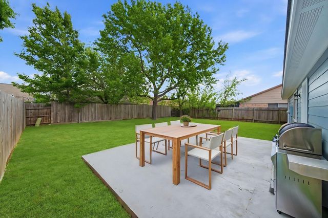 12330 Tambourine Drive, Houston, TX 77477