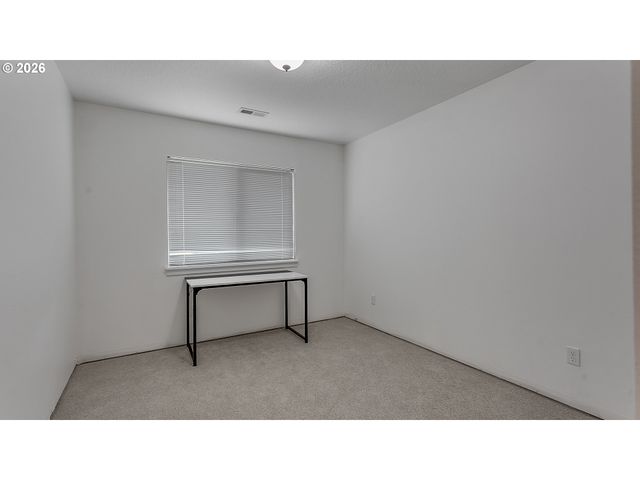 255 Madrona Ct, St Helens, OR 97051