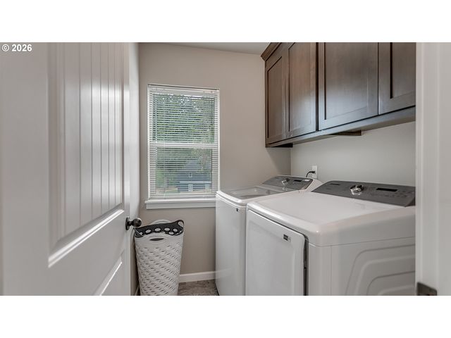 255 Madrona Ct, St Helens, OR 97051