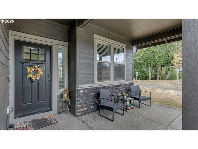 255 Madrona Ct, St Helens, OR 97051