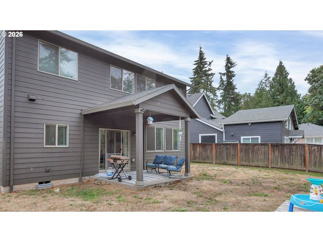 255 Madrona Ct, St Helens, OR 97051