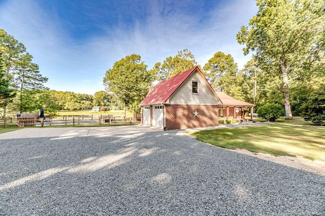 5125 Lake Willett Road, Sanford, NC 27332