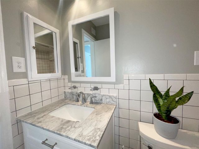 2601 Bellefontaine Street A101, Houston, TX 77025