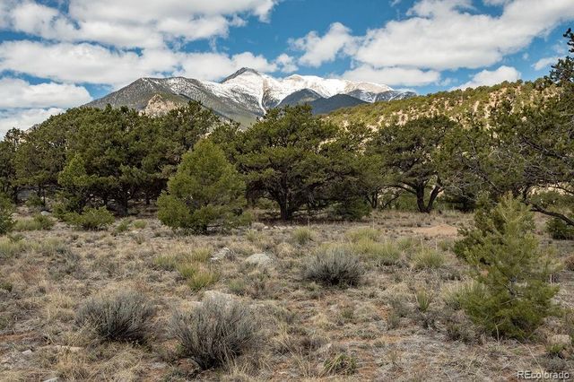 15194 Heywood Ln, Nathrop, CO 81236